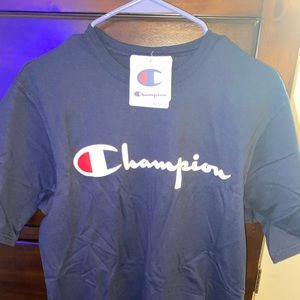 Men’s medium champion t shirt